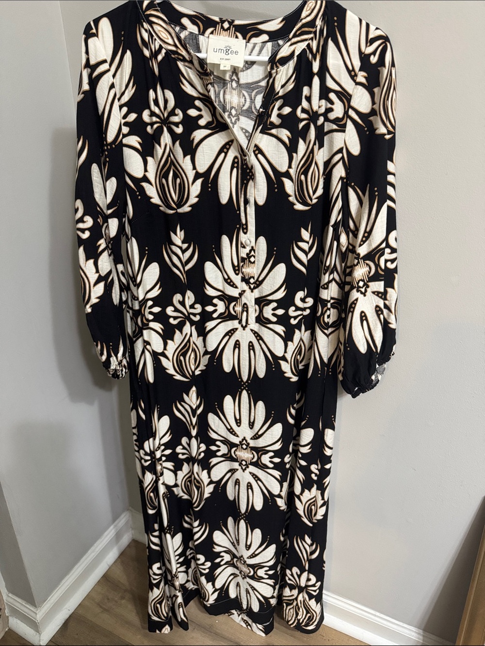 Umgee Black Cream Floral Maxi Dress